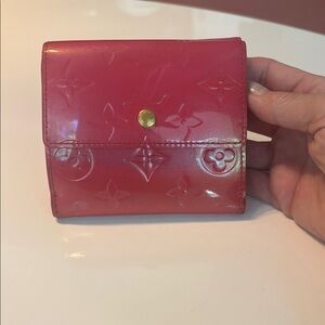 Louis Vuitton Glossy Pink Vernis Monogram Wallet Authentic In EUC